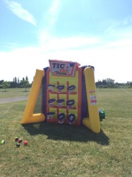 Tic Tac Throw